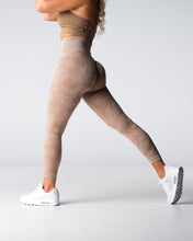 Load image into Gallery viewer, Beige Camo Seamless Leggings