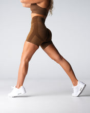 Load image into Gallery viewer, Mocha Performance Seamless Shorts