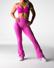 Load image into Gallery viewer, Maui Iconic Seamless Flare Leggings