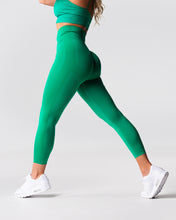 Load image into Gallery viewer, Holly Green Performance Seamless Leggings