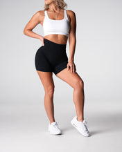 Load image into Gallery viewer, Black Performance Seamless Shorts