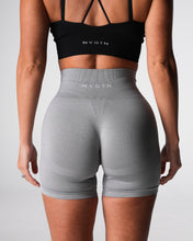 Load image into Gallery viewer, Grey Performance Seamless Shorts