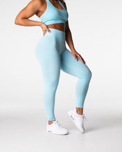 Load image into Gallery viewer, Pastel Blue Lift Seamless Leggings