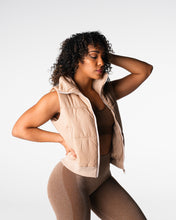 Load image into Gallery viewer, Cream Cloud Puffer Vest