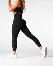 Load image into Gallery viewer, Black Digital Seamless Leggings