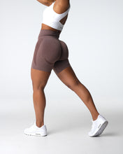 Load image into Gallery viewer, Cocoa Contour Seamless Shorts