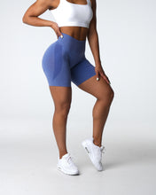 Load image into Gallery viewer, Royale Contour Seamless Shorts