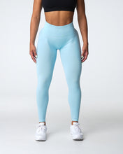 Load image into Gallery viewer, Pastel Blue Contour Seamless Leggings