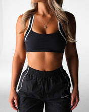Load image into Gallery viewer, Black Hyper Stride Bra