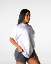 Load image into Gallery viewer, White Muscle Mommy Graphic Tee