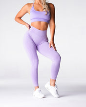 Load image into Gallery viewer, Lilac Geo Seamless Leggings