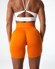 Load image into Gallery viewer, Mandarin Contour 2.0 Seamless Shorts