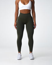 Load image into Gallery viewer, Olive Performance Seamless Leggings