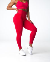 Load image into Gallery viewer, Candy Apple Contour 2.0 Seamless Leggings