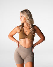 Load image into Gallery viewer, Mocha Stunner Seamless Halter Bra