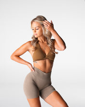 Load image into Gallery viewer, Mocha Stunner Seamless Halter Bra