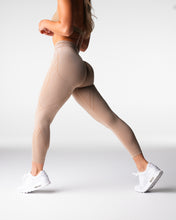 Load image into Gallery viewer, Beige Geo Seamless Leggings