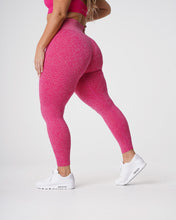 Load image into Gallery viewer, Fuchsia Snakeskin Seamless Leggings