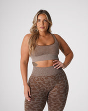 Load image into Gallery viewer, Mocha Leopard Eclipse Seamless Bra
