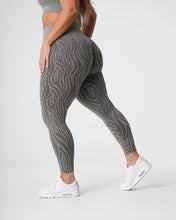 Load image into Gallery viewer, Khaki Green Zebra Seamless Leggings