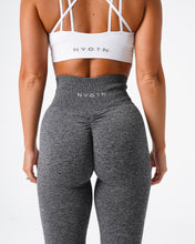 Load image into Gallery viewer, Black Speckled Scrunch Seamless Leggings