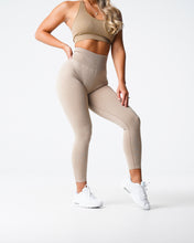 Load image into Gallery viewer, Beige Scrunch Seamless Leggings