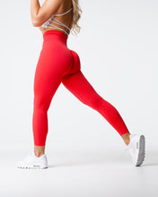 Load image into Gallery viewer, Scarlet Solid Seamless Leggings