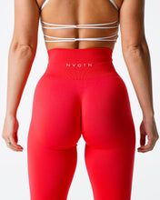 Load image into Gallery viewer, Scarlet Solid Seamless Leggings