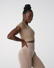 Load image into Gallery viewer, Beige Vortex Seamless Bra Top