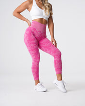 Load image into Gallery viewer, Bubble Gum Pink Camo Seamless Leggings