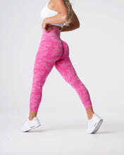 Load image into Gallery viewer, Bubble Gum Pink Camo Seamless Leggings