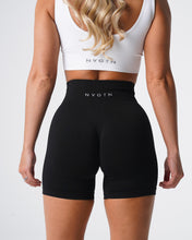 Load image into Gallery viewer, Black Solid Seamless Shorts