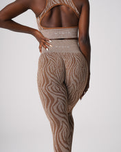 Load image into Gallery viewer, Mocha Zebra Seamless Leggings