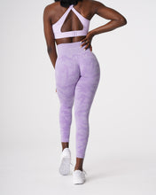Load image into Gallery viewer, Lilac Camo Seamless Leggings