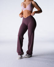 Load image into Gallery viewer, Velvet Port Aera Straight Leg Pants