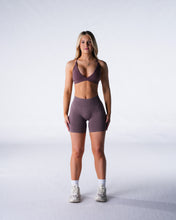 Load image into Gallery viewer, Velvet Port Lift Seamless Shorts