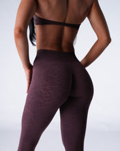 Load image into Gallery viewer, Velvet Port Breakthrough Seamless Leggings