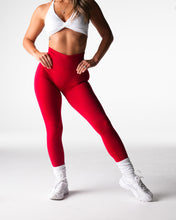 Load image into Gallery viewer, Cherry Red Discover Seamless Leggings