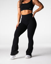 Load image into Gallery viewer, Black Harmony Ribbed Seamless Flare Leggings