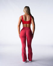 Load image into Gallery viewer, Cherry Crush Iconic Seamless Flare Leggings