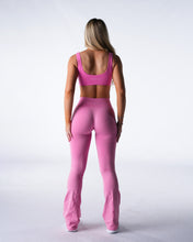 Load image into Gallery viewer, Cupids Kiss Iconic Seamless Flare Leggings