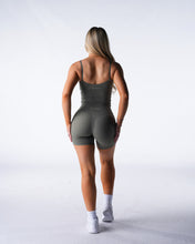 Load image into Gallery viewer, Aspen Solace Mid Tank