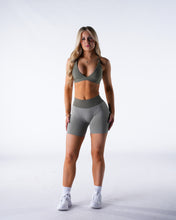 Load image into Gallery viewer, Aspen Knockout Seamless Shorts