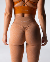 Load image into Gallery viewer, Terracotta Scrunch Seamless Leggings