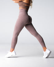 Load image into Gallery viewer, Cocoa Scrunch Seamless Leggings