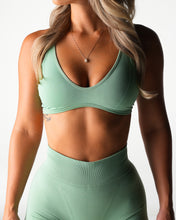 Load image into Gallery viewer, Matcha Edge Seamless Bra