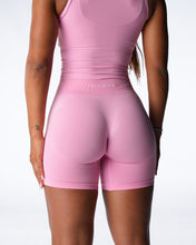 Load image into Gallery viewer, Guava Lift Seamless Shorts