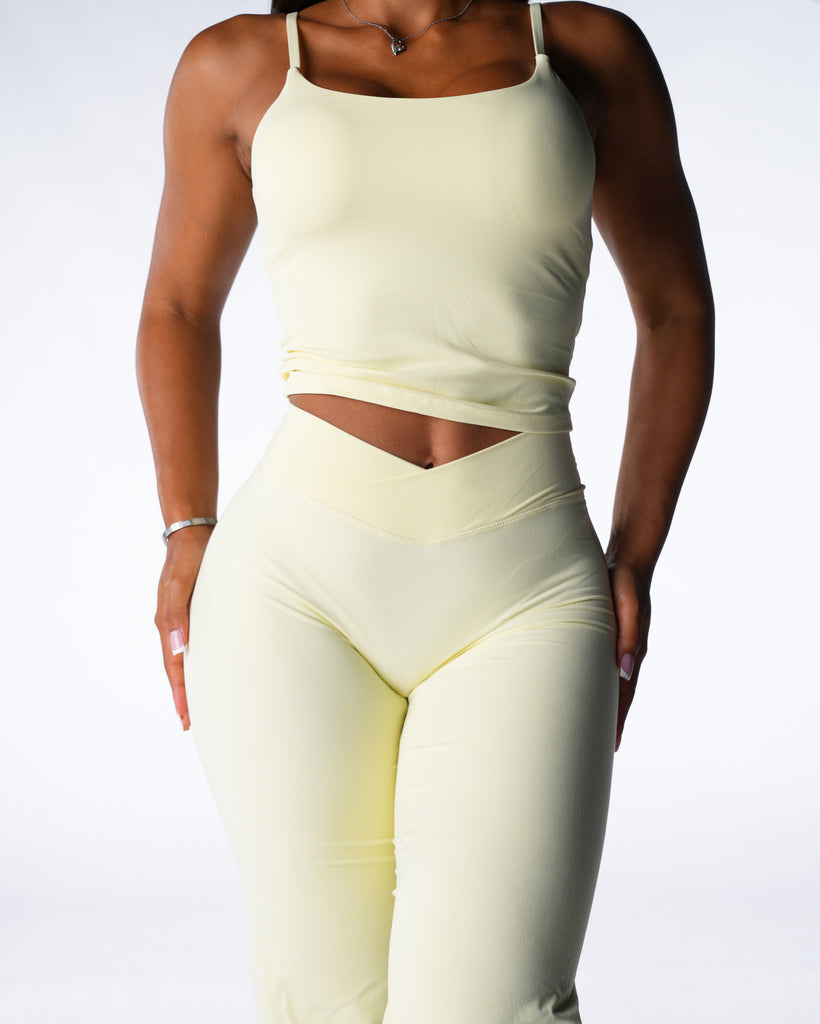 NVGTN Aera Straight Leg Pants - Limoncello |