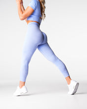 Load image into Gallery viewer, Periwinkle Digital Seamless Leggings