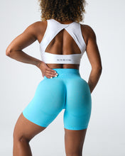 Load image into Gallery viewer, Aqua Contour Seamless Shorts